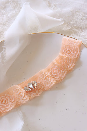 PECHE | CORAL SINGLE CRYSTAL GARTER