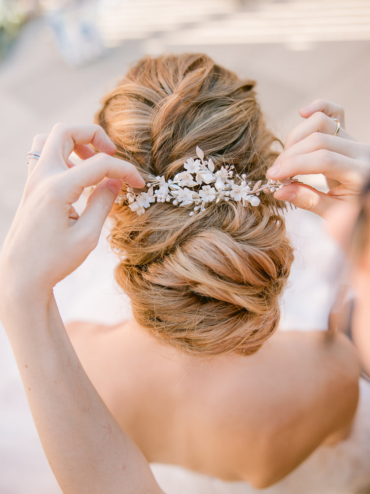 How to place a bridal hair comb in updo